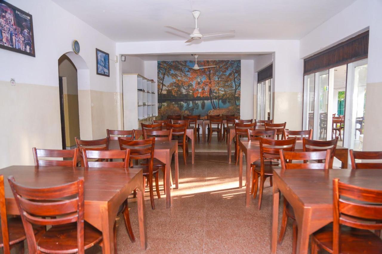 Milano Tourist Rest Anuradhapura Exterior foto