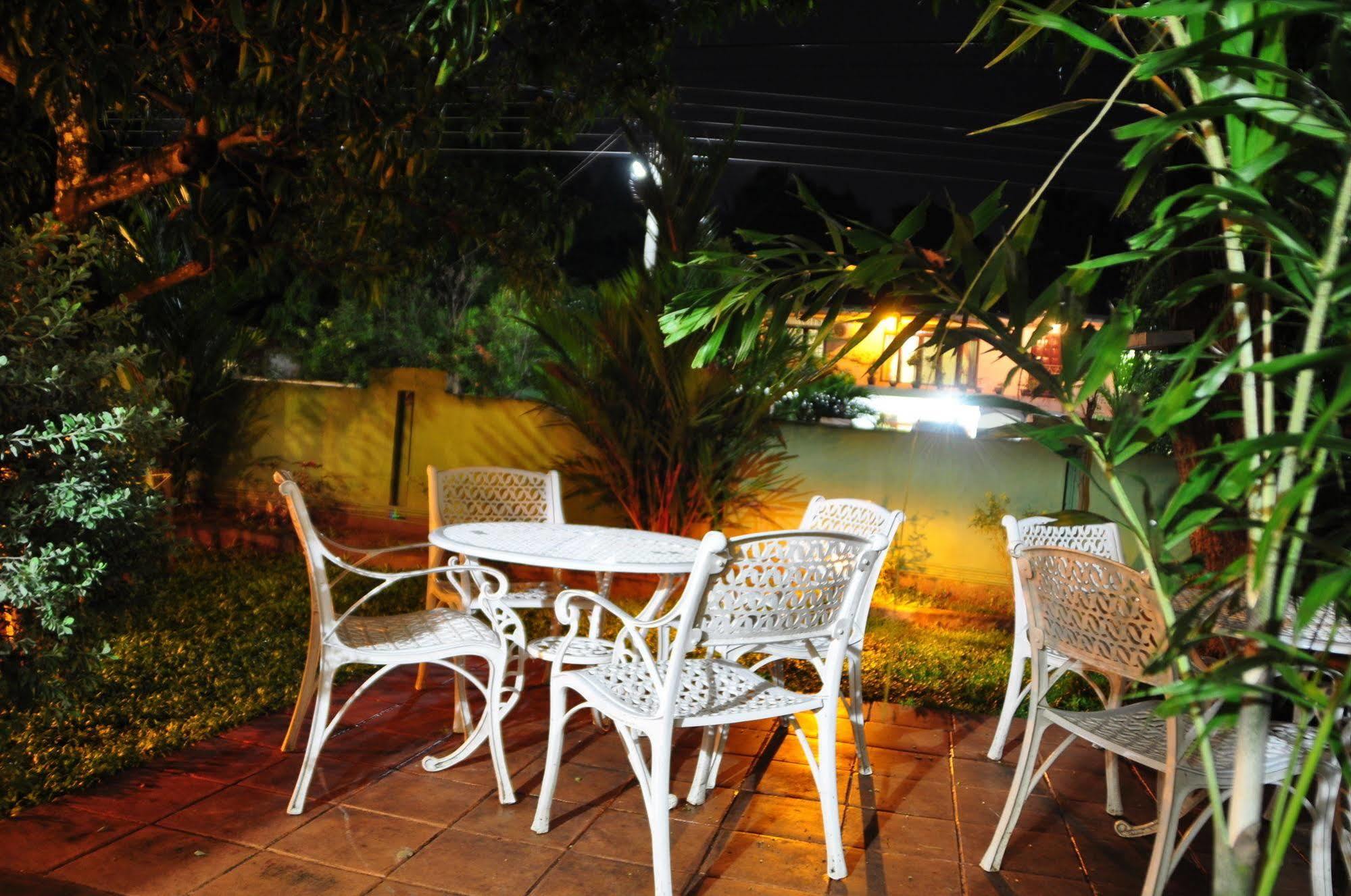 Milano Tourist Rest Anuradhapura Exterior foto
