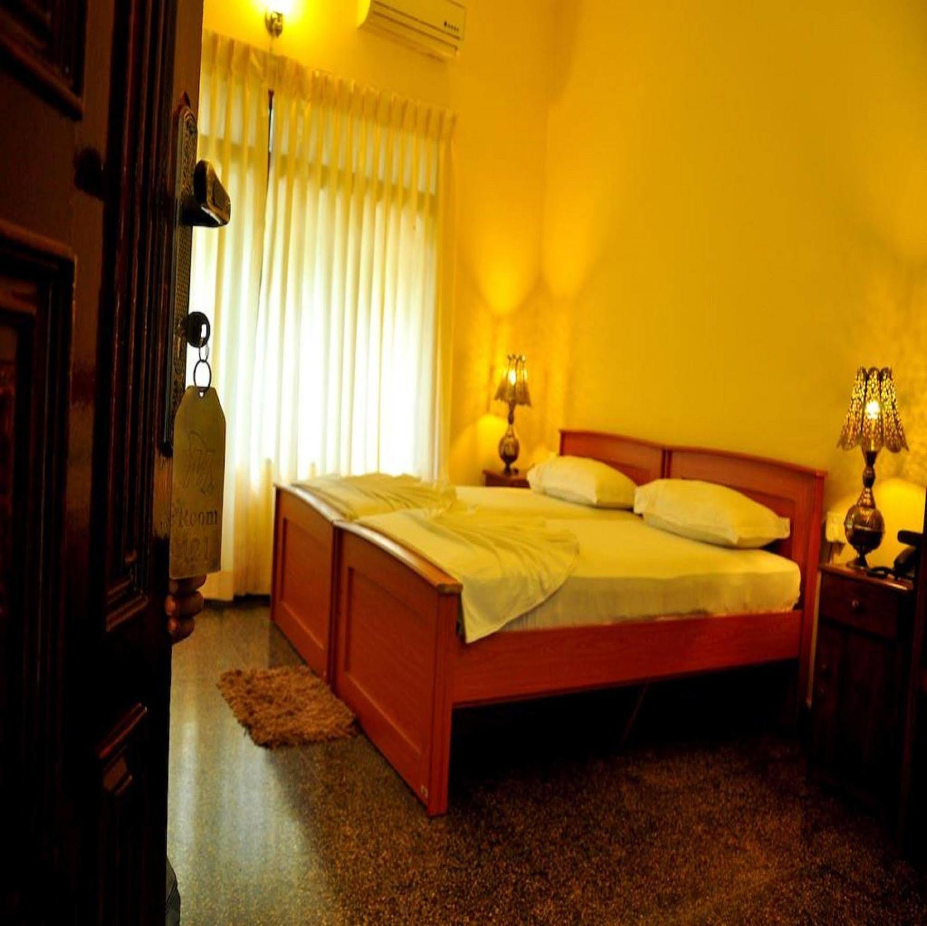 Milano Tourist Rest Anuradhapura Exterior foto